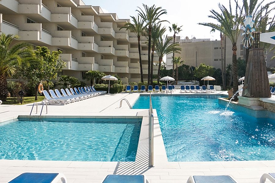 Globales Cala Bona (Mallorca)